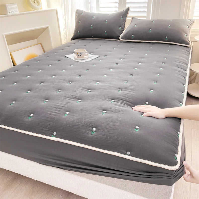 Bonenjoy Bed Cover Embroidered Mattress Cover Quilted Bed Linen Thickened Fitted Sheet Home Bedspread 매트리스커버 (No Pillowcase)