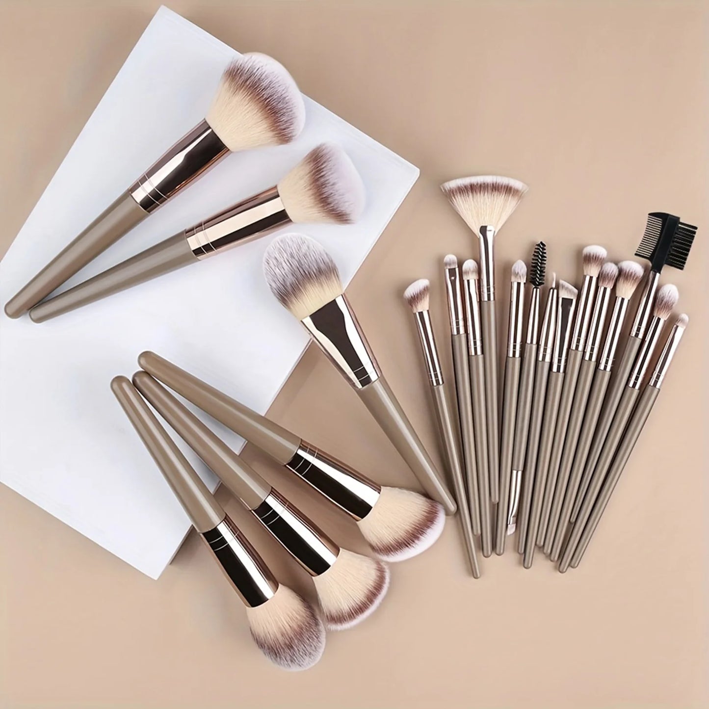 15/20pcs Beauty Makeup Brushes Set Plastic Handle Soft Fiber Makeup Brushes for Daily Professional Makeup Beauty Tools