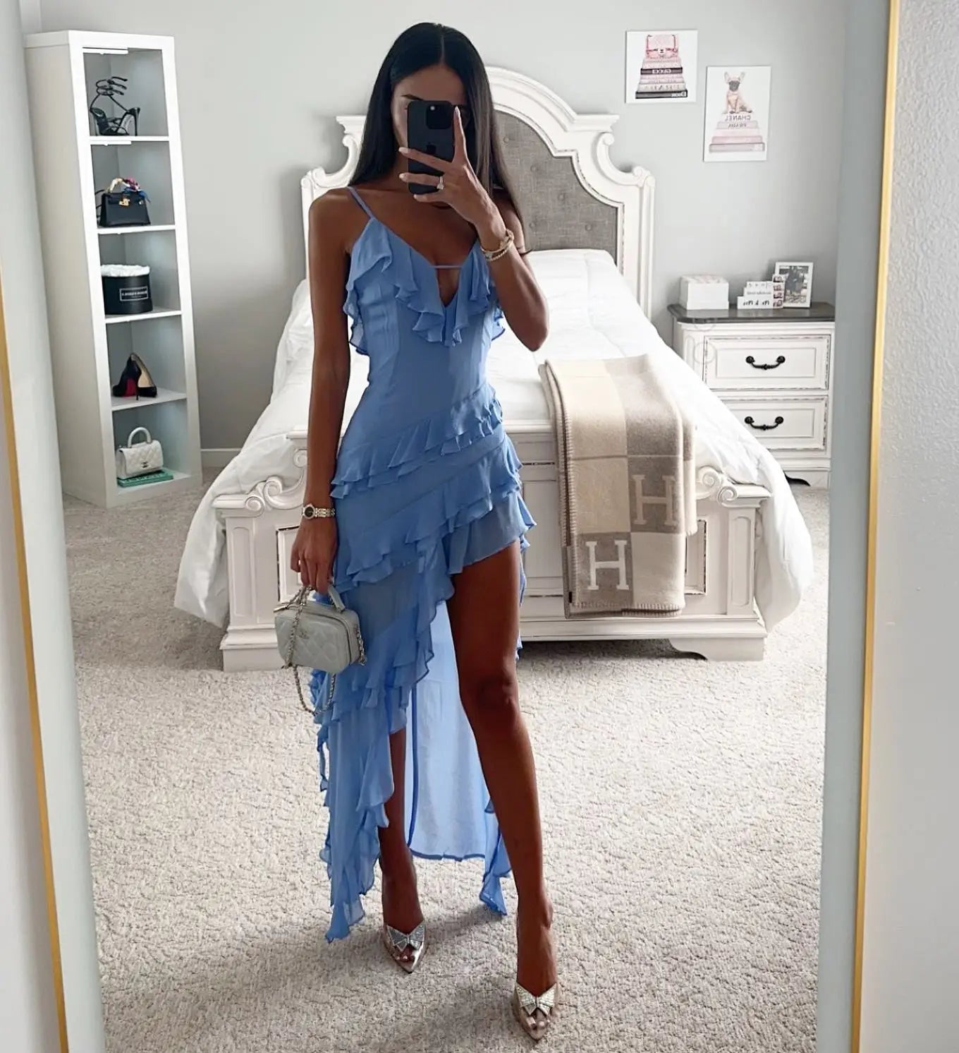 Elegant Beach Dress - Solid Colour V-Neck Ruffle Sleeveless Split Dress for Women