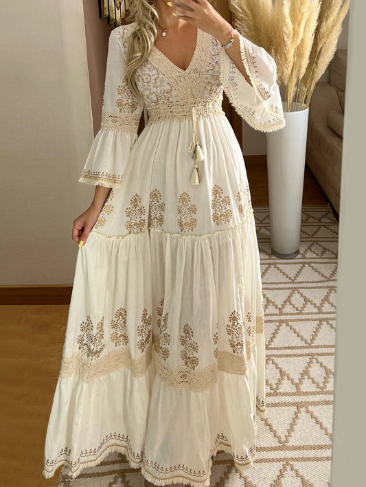 Retro Floral Print Maxi Dress - V-Neck with Flared Sleeves
